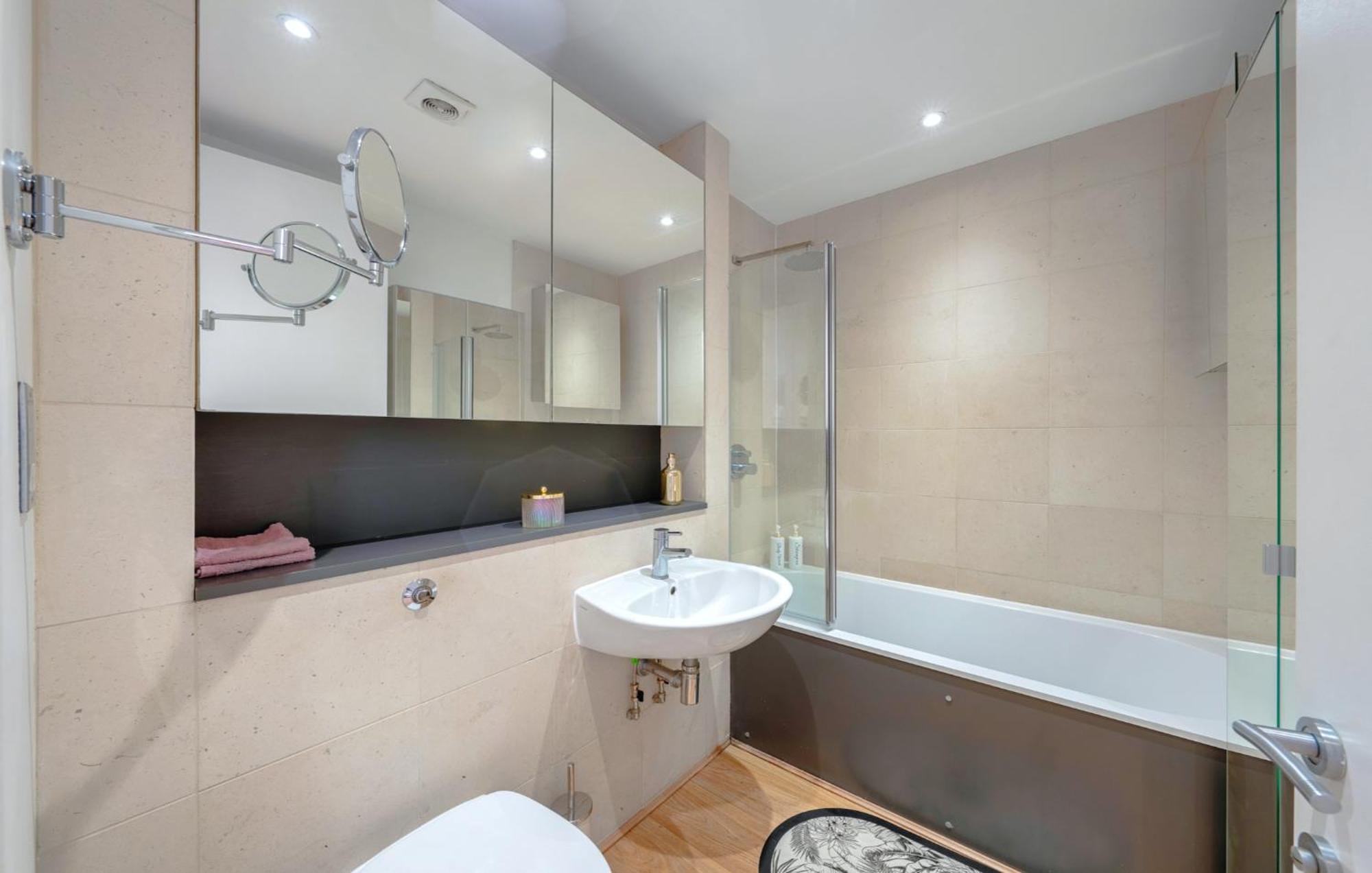 Designer Victorian Flat With Large Terrace Leilighet London Eksteriør bilde